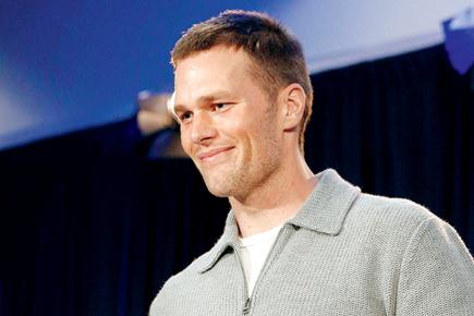 Tom Brady gets Super Bowl MVP, but still can't find his jersey