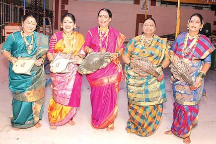 Mumbai Food Festival: Ladies in 'navvaris' will serve you Koli cuisine
