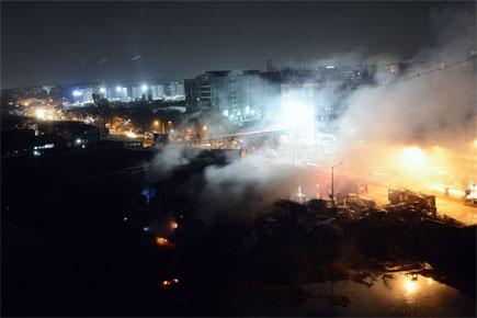Photos: Massive fire at Kapadia Nagar in Kurla 