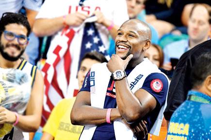 Floyd Mayweather Jr receives huge praise from moms. Here's why