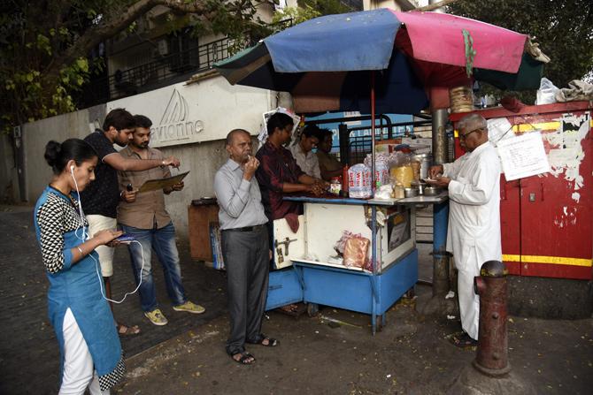 Sadguru Sandwich Centre stall at the street corner opposite Pawan Hans Gate in Vile Parle (W)