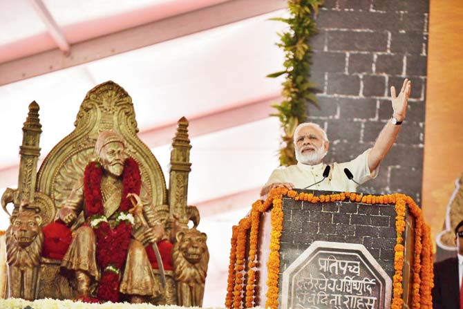 Prime Minister Narendra Modi performed the bhoomi pujan for the grand Shivaji statue in December. Pic/PTI