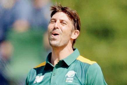 David Wiese swaps South Africa for Sussex