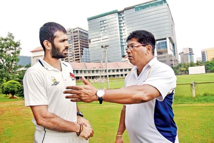Ranji Trophy: Mumbai coach's heart-to-heart chat with players