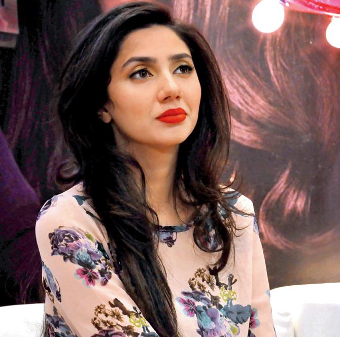 670px x 664px - Mahira Khan: Feel bad that I can't promote 'Raees' in India