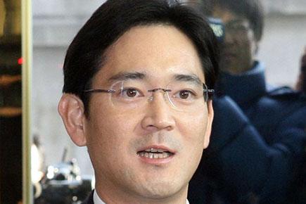 Samsung leader quizzed for over 22 hours in S.Korea corruption scandal