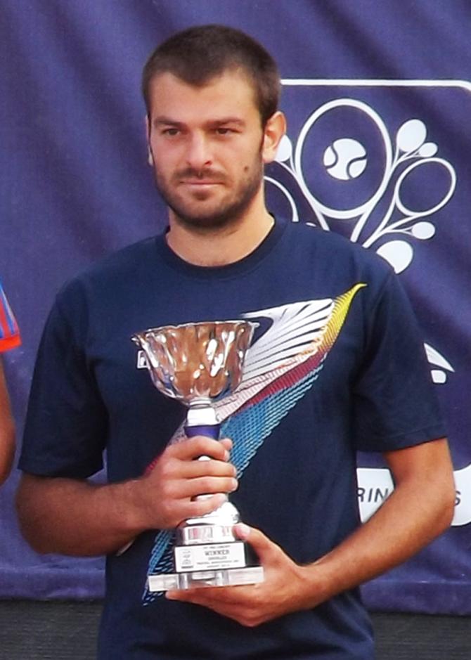 Romanian player Alexandru-Daniel Carpen