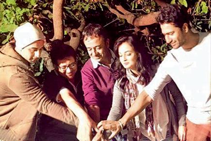 Spotted: Ranbir Kapoor and Dia Mirza on sets of Sanjay Dutt biopic