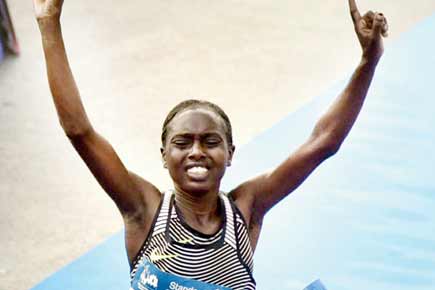 Mumbai Marathon: Kenyan-born Kitur runs with blisters on foot