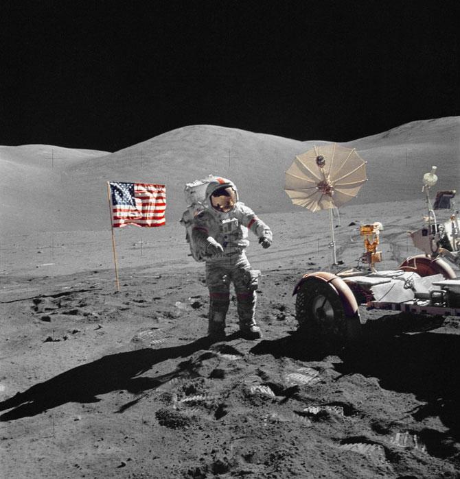 Gene Cernan, last astronaut to walk on the moon, dies at 82