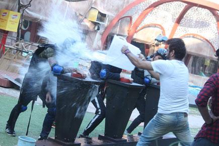 'Bigg Boss 10' Day 96: Rohan, Bani, and Mona fight it out for finale