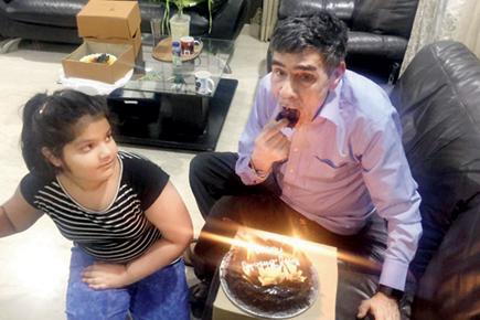 Saina Nehwal celebrates father Harvir Singh's birthday
