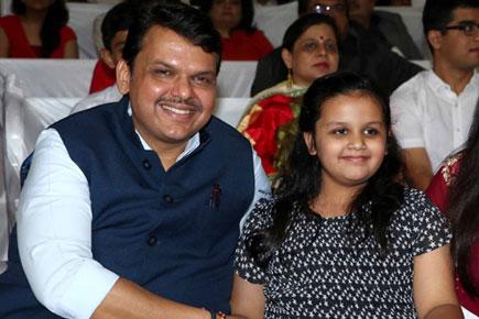 Photos: Divija spotted with father Devendra Fadnavis at Umang 2017