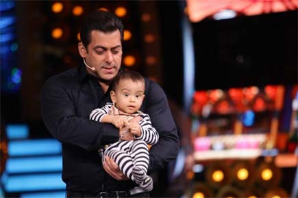 'Bigg Boss 10': Salman Khan's nephew Ahil turns host on the show