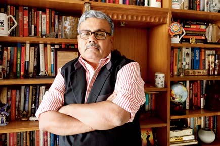 Shantanu Guha Ray's new book digs up dirt on 'corporate chakravyuh'