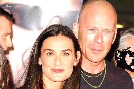 Bruce Willis, Demi Moore donate theater to acting company