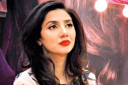 Mahira Khan to have more than blink-and-miss role in SRK's 'Raees'