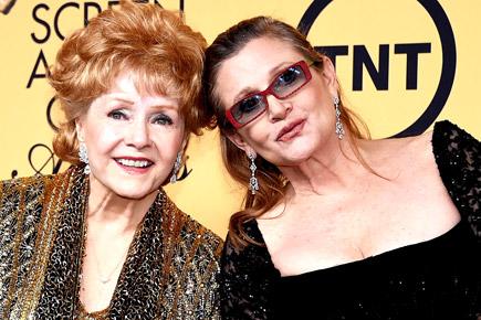 Private funeral likely for Carrie Fisher, Debbie Reynolds