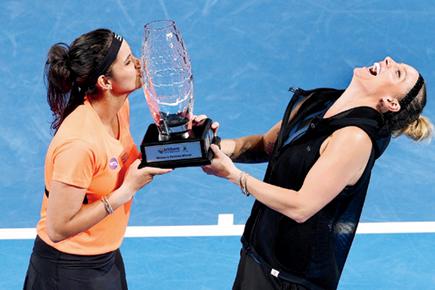 Sania Mirza wins in Brisbane, but loses her No.1 ranking