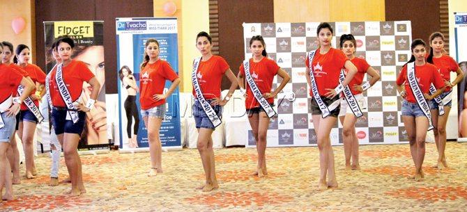  The pageant contestants during their rehearsal rounds in Lonavla