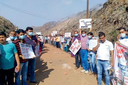 Ambernath residents protest against toxic fumes emission from dump yard