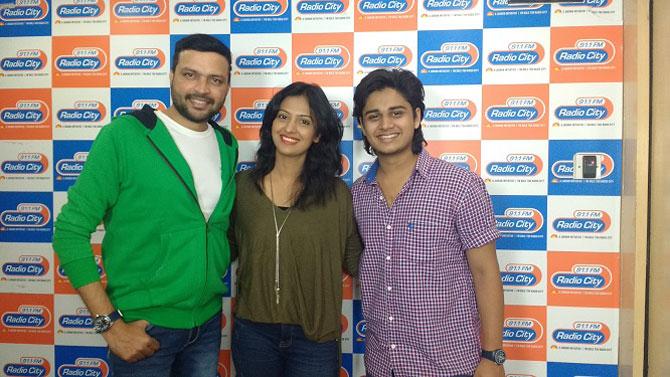 Ankush Chaudhari , Tejashri Pradhan and Abhinay Berde at Radio City 91.1FM to promote their film Ti Sadhya Kay Karte
