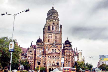 Mumbai: BMC wants to continue making paper planes