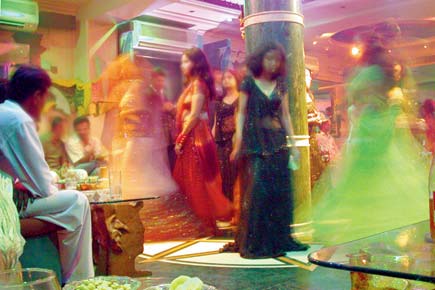 Bar performances is still dirty dancing for Maharashtra