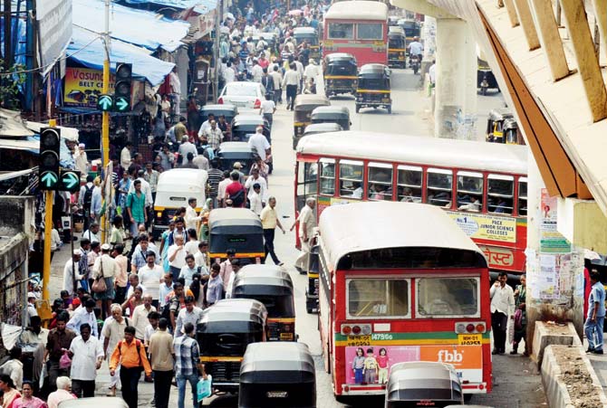 To streamline city’s traffic, bus lanes are on the anvil. Representational pic