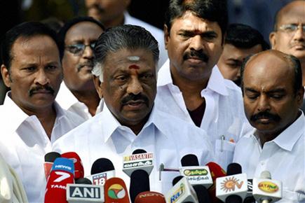Tamil Nadu to promulgate ordinance to hold Jallikattu: Panneerselvam