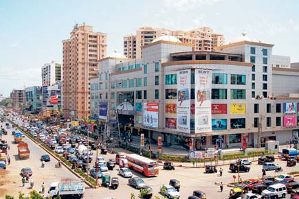 Mumbai: Bomb alert at Andheri mall sends cops into a tizzy