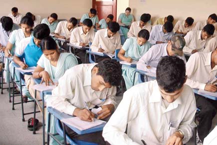 Mahrashtra now backs demand for NEET in Urdu too