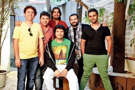 'Rakesh And Friends' to perform a show for charity