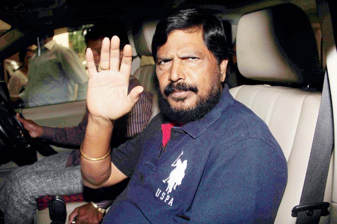 Ramdas Athawale says he wants a fair share in Mumbai and UP, otherwise his party will fight it out on its own. File pic