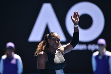 Australian Open: Serena Williams marches on to reach fourth round