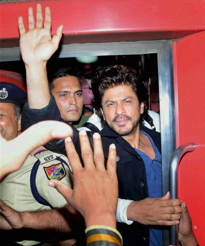Shah Rukh Khan booked for rioting and damaging railway property during 