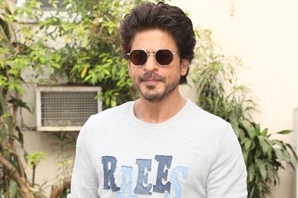 Shah Rukh Khan to play veteran poet Sahir Ludhianvi? Here's what the actor has to say