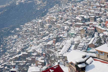 Mercury freezes Himachal Pradesh 
