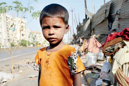 Mumbai: Do 10 people make a homeless shelter?