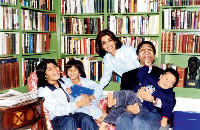 Tasneem Zakaria Mehta (centre) with her brother Fareed, his son, and her two daughters Malika and Ahilya