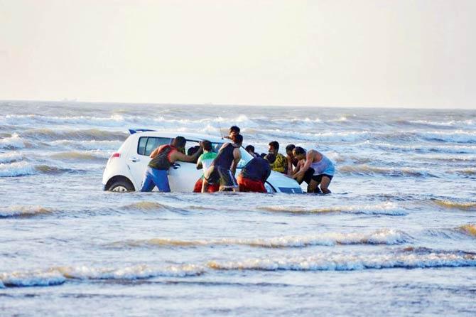 Six incidents of vehicles getting trapped in the sea have been reported lately