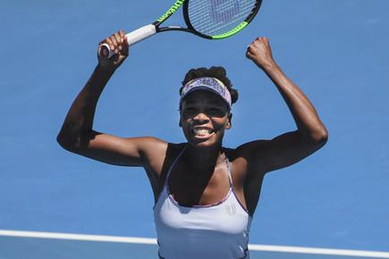 Australian Open: Venus Williams reaches first semifinal in 14 years