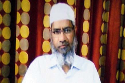 ED summons Zakir Naik for money laundering case