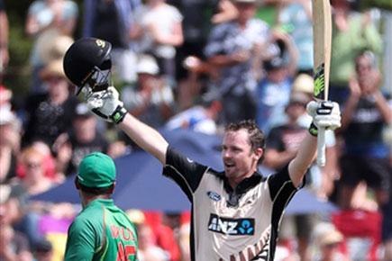 Colin Munro stars as New Zealand win second T20 to claim series