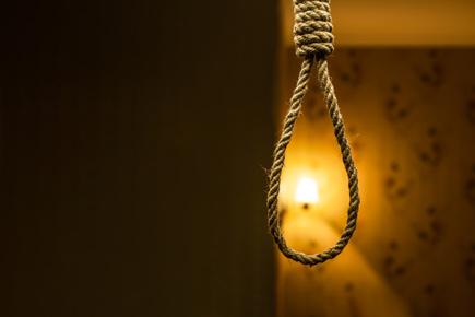 Mumbai couple commits suicide six months after marriage