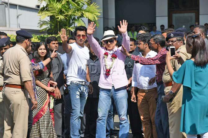 Sonu Sood and Jackie Chan at Mumbai airport
