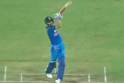 Watch video: The Virat Kohli shot that got the cricket fraternity saying 'wow'