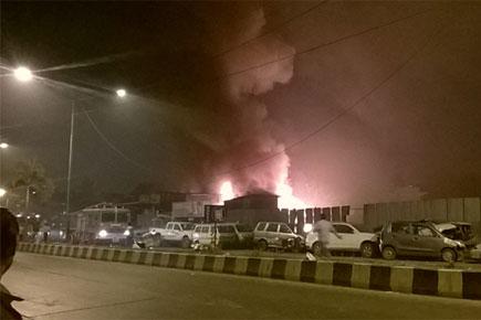 Mumbai: Cylinder blasts lead to major fire in Kurla, no casualties