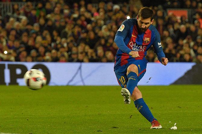 Lionel Messi scores a goal during the Spanish Copa del Rey