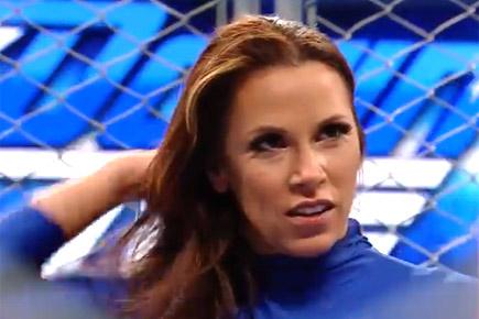 WWE SmackDown: Mickey James returns, helps Alexa Bliss retain title